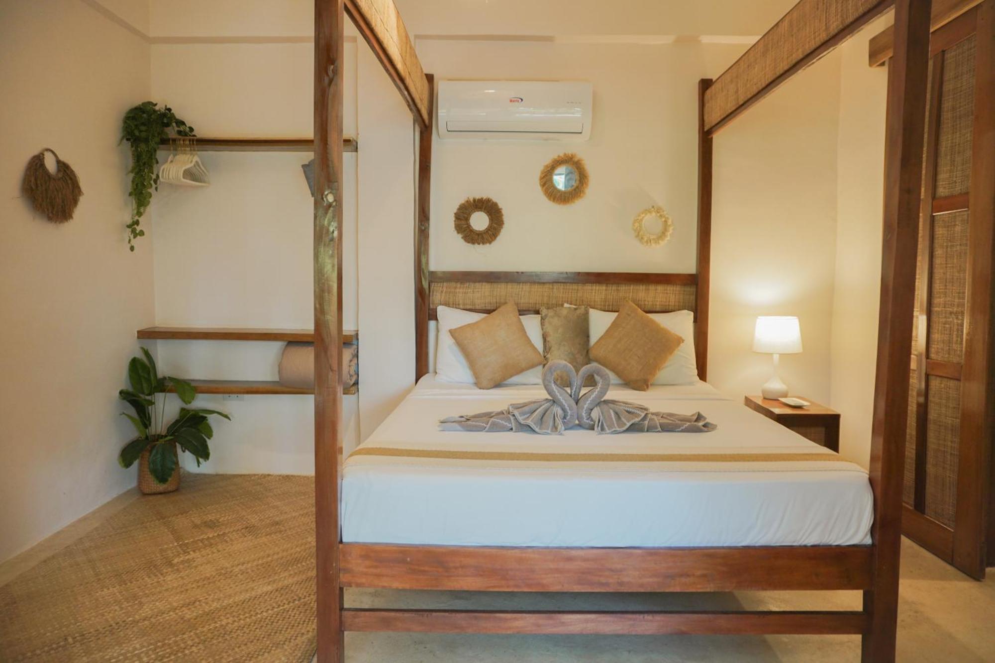 Greenhouse Siargao Roadside Boutique Apartments General Luna  Bagian luar foto