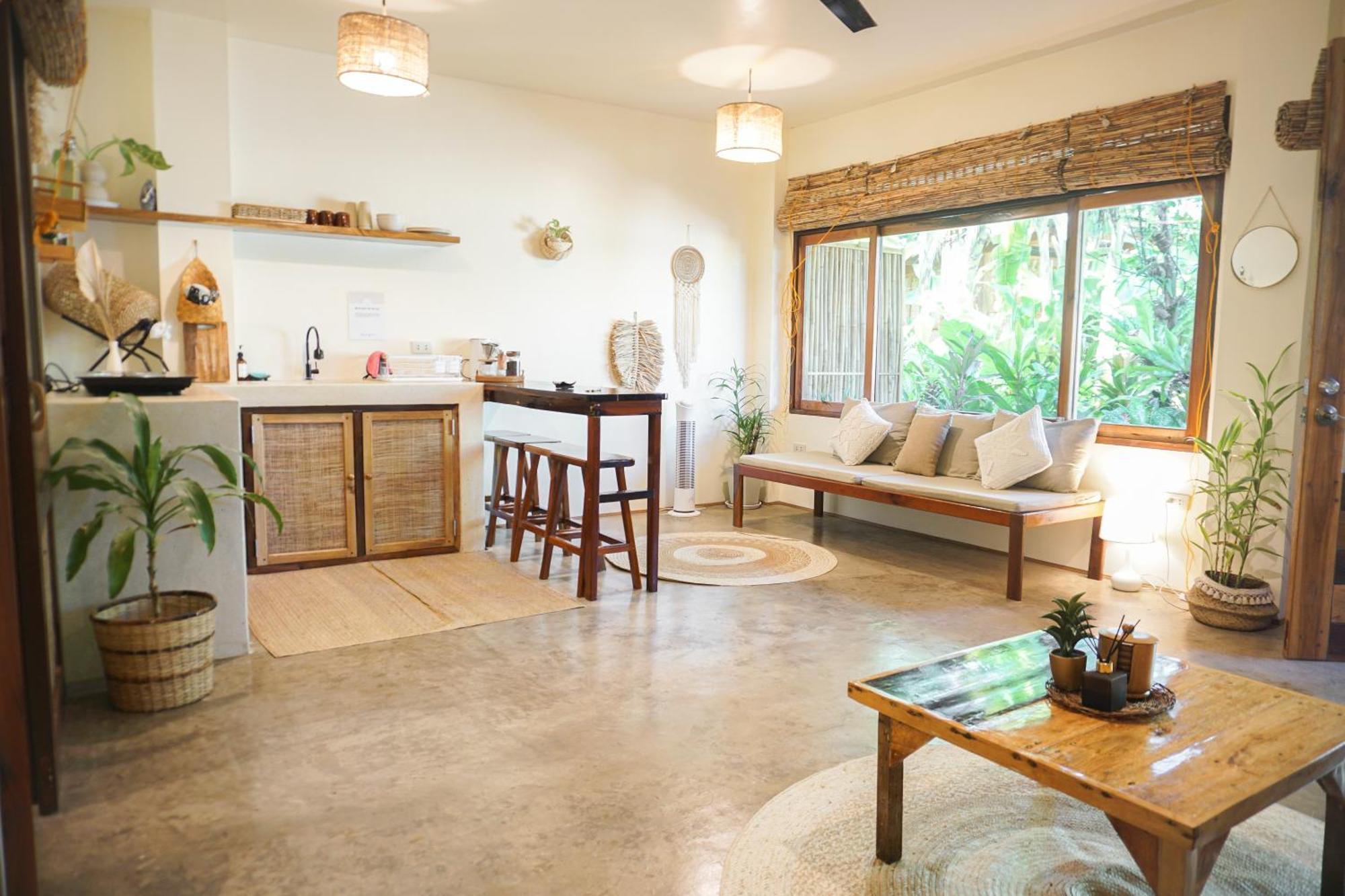 Greenhouse Siargao Roadside Boutique Apartments General Luna  Bagian luar foto